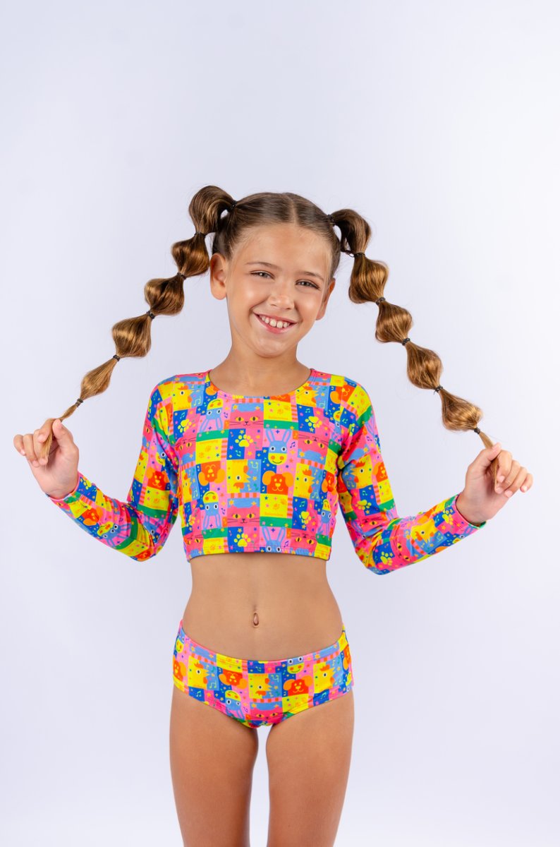 Conjunto Biquíni Cropped Infantil com Manga Proteção UV 50+ Estampa Saltimbancos – Salaminakids