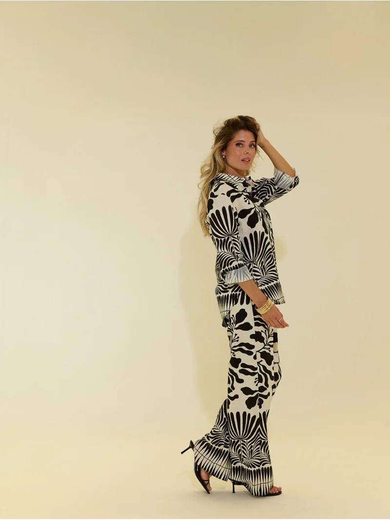 Calça Fluida Estampada – Scripta