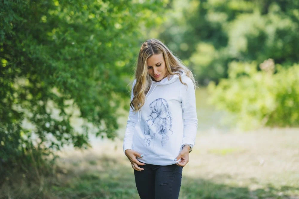 Sweatshirt de amamentação Monkey Mum® branca - mãe amorosa - Image 3