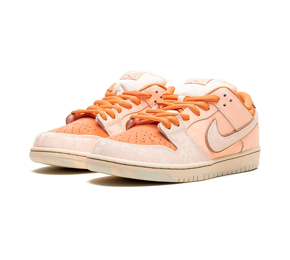 Nike SB Dunk Low - Trocadéro Gardens - Image 3